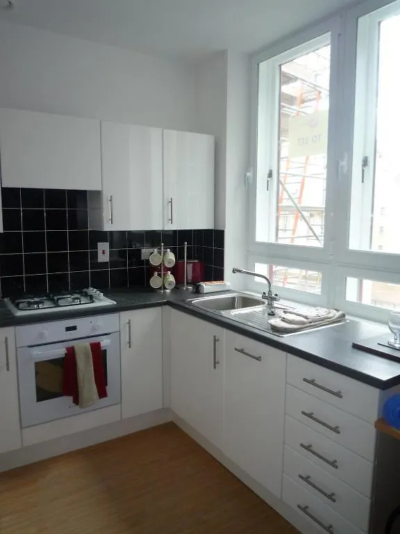 Destiny Student - Cowgate Daire Edinburgh 0*,  Birleşik Krallık