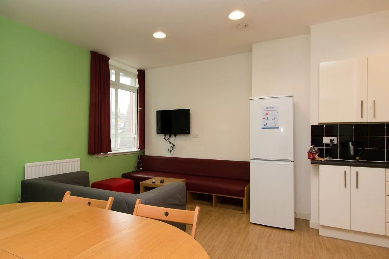Destiny Student - Cowgate Daire Edinburgh Birleşik Krallık